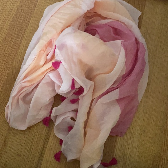 Scarf - Picture 3 of 3